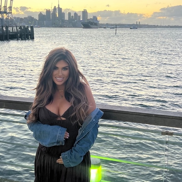 Meet your Posher, Anne - Picture 15 of 16